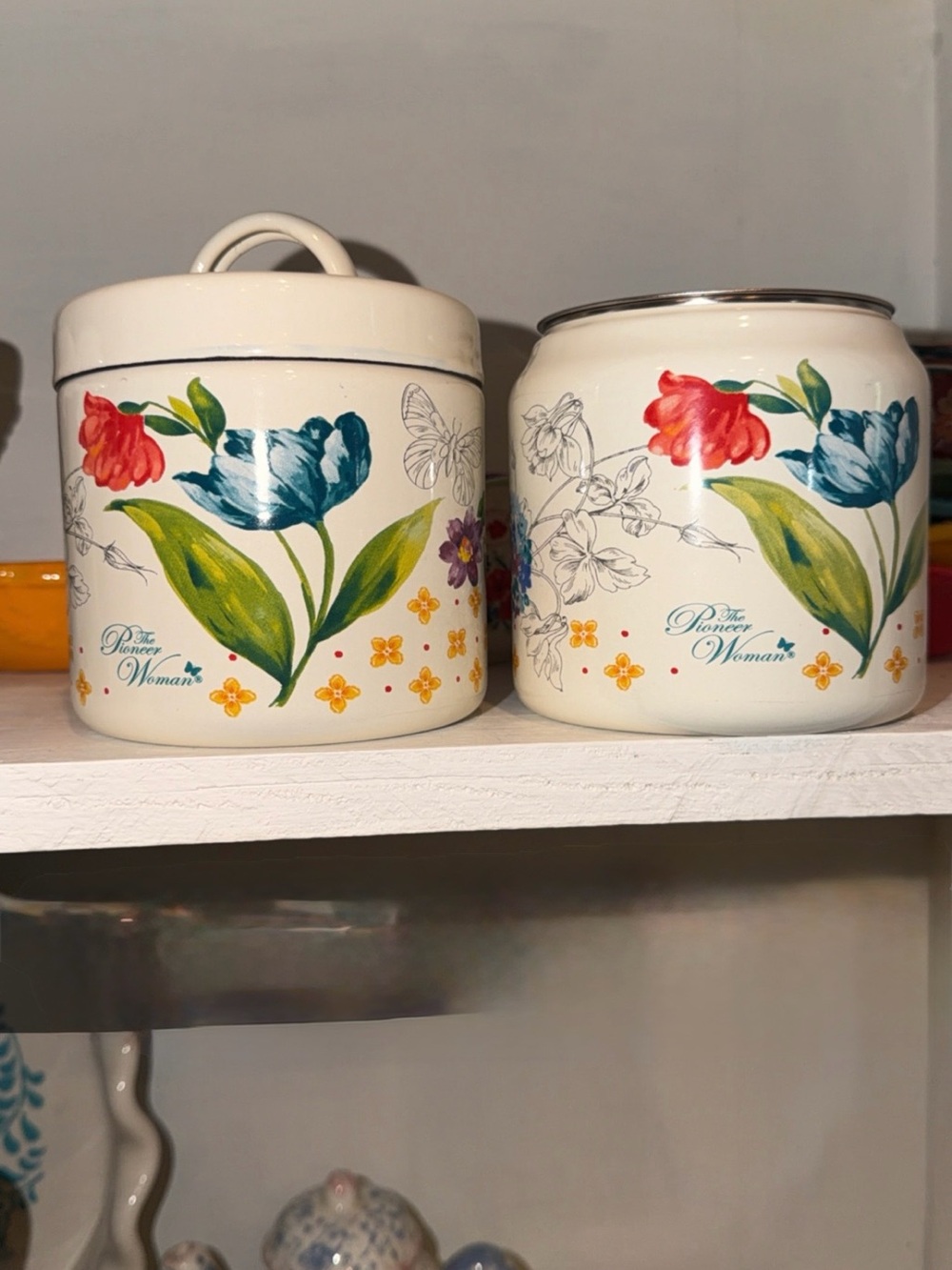The Pioneer Woman Cream Floral Grease Strainer & Container